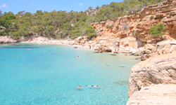 Пляж Cala Salada, Ibiza