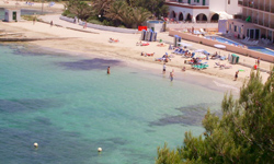 Пляж Platja de s’Estanyol, Ibiza