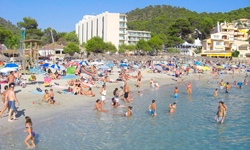 Пляж Platja de Camp de Mar, Mallorca