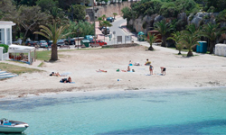 Пляж Platja de Santandria, Menorca