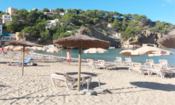 Пляж Cala Vedella, Ibiza