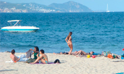 Пляж Es Cavallet, Ibiza