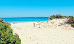 Пляж Es Cavallet, Ibiza