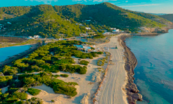Пляж Es Cavallet, Ibiza