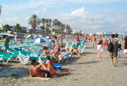 Пляж Platja d’en Bossa, Ibiza