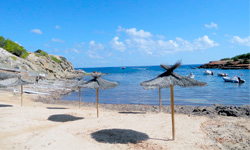 Пляж Pou des Lleó, Ibiza