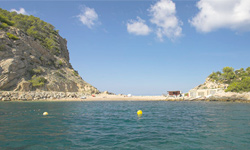 Пляж S’Illa des Bosch, Ibiza