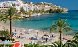 Пляж ses Figueretes, Ibiza