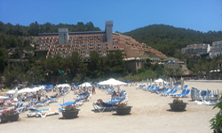 Пляж Port de Sant Miquel, Ibiza