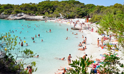 Пляж Platja de Macarella, Menorca