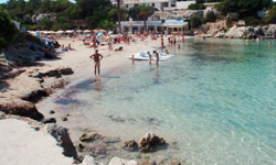 Пляж Platja de Santandria, Menorca