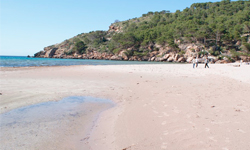 Пляж Platja des Bot, Menorca