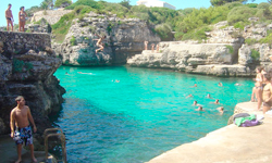 Пляж Cala en Brut, Menorca