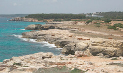 Пляж Atalis, Menorca