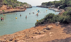 Пляж Cala en Blanes, Menorca