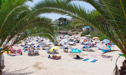 Пляж Cala en Blanes, Menorca