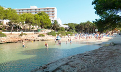 Пляж Cala en Blanes, Menorca