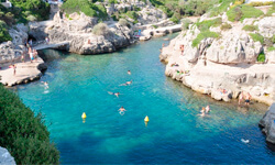 Пляж Cala en Forcat, Menorca