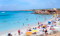 Пляж Cala Saona, Formentera