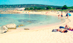 Пляж Es Caló, Formentera