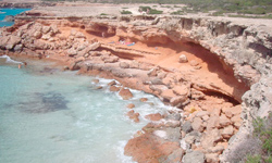 Пляж Caló d’es Trui, Formentera